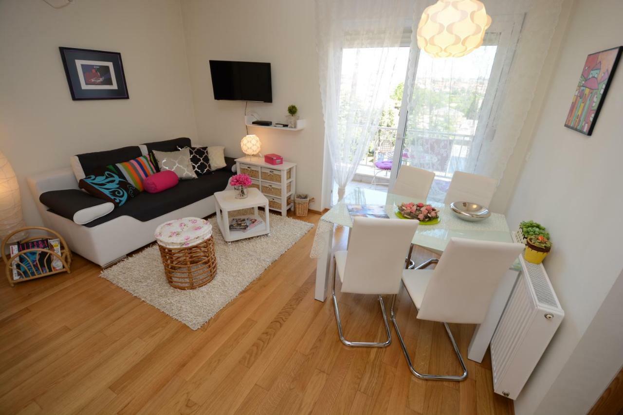 Apartment Vacation In Zadar - Mirna Buitenkant foto