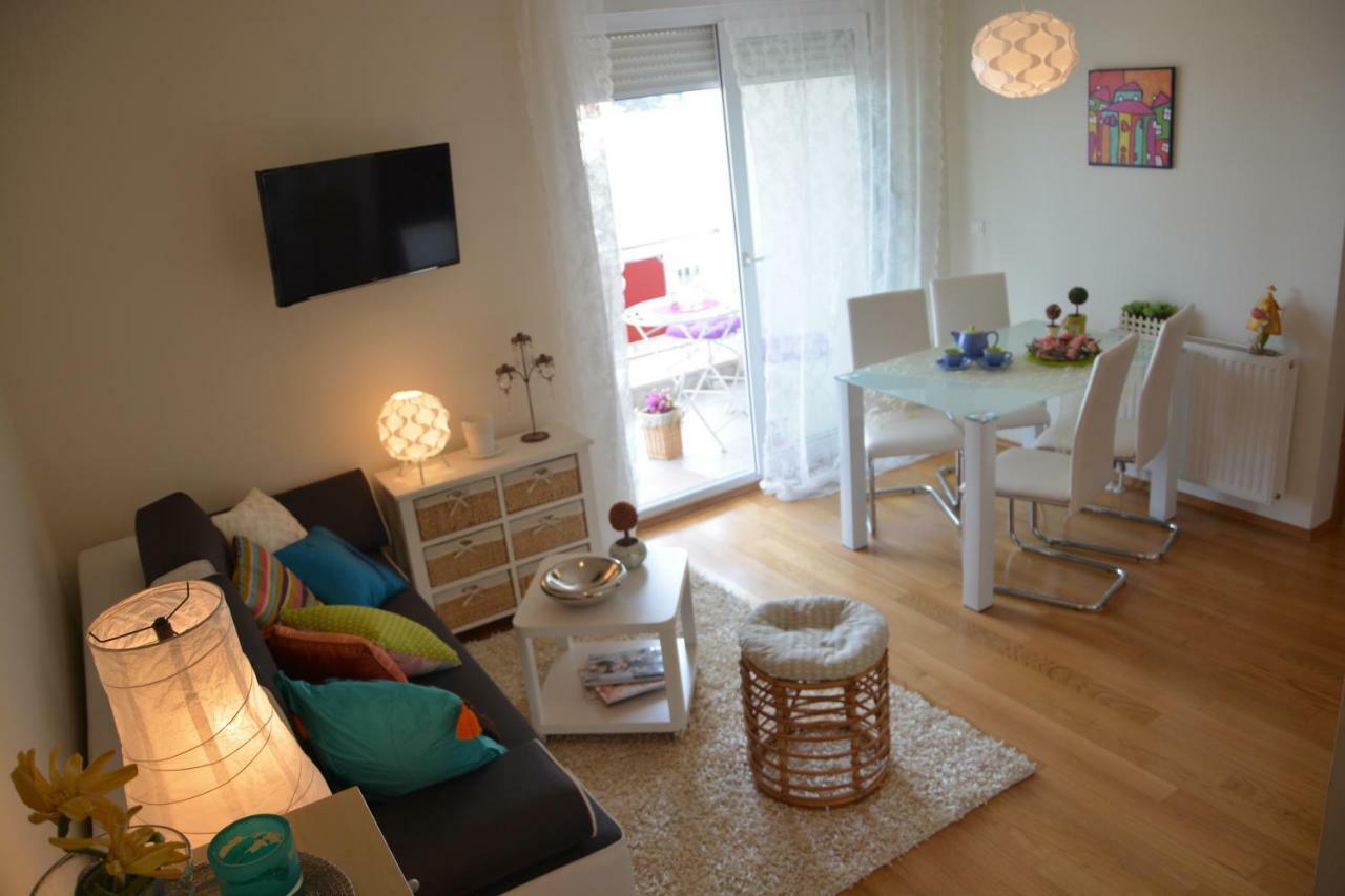 Apartment Vacation In Zadar - Mirna Buitenkant foto