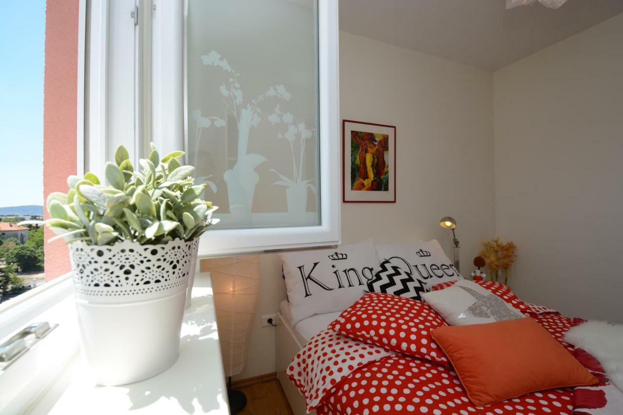 Apartment Vacation In Zadar - Mirna Buitenkant foto