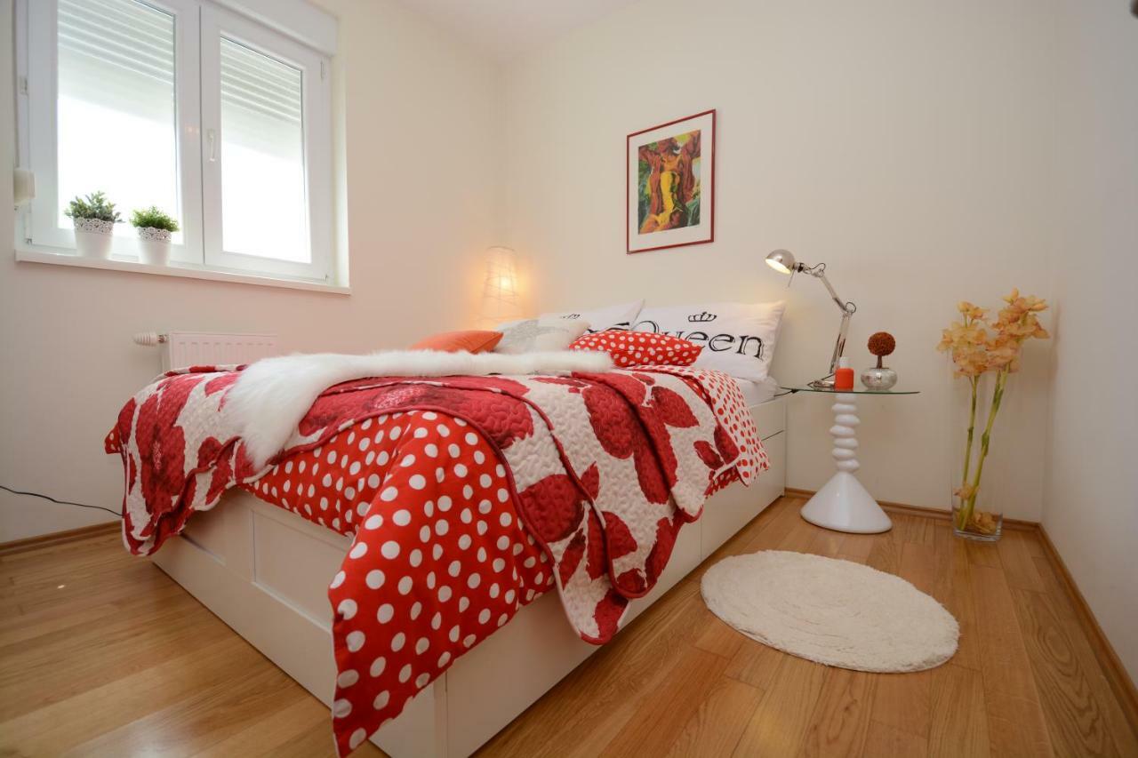 Apartment Vacation In Zadar - Mirna Buitenkant foto