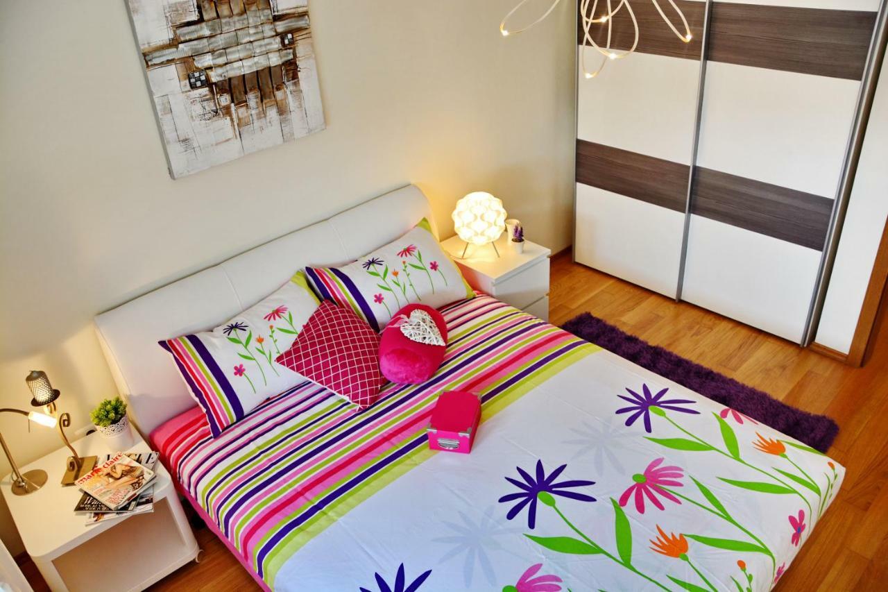 Apartment Vacation In Zadar - Mirna Buitenkant foto