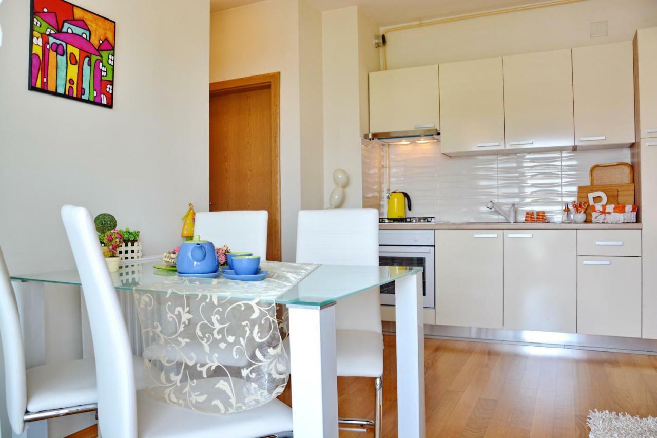 Apartment Vacation In Zadar - Mirna Buitenkant foto
